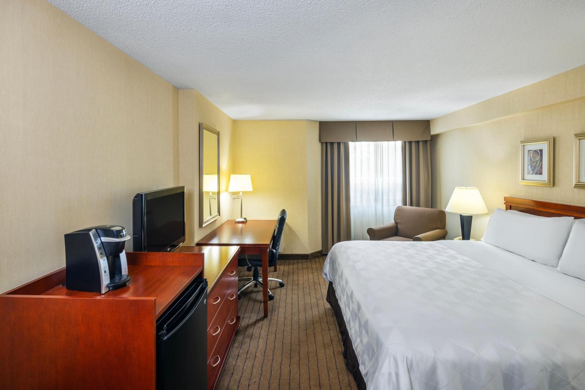 Montreal By Ihg 4*