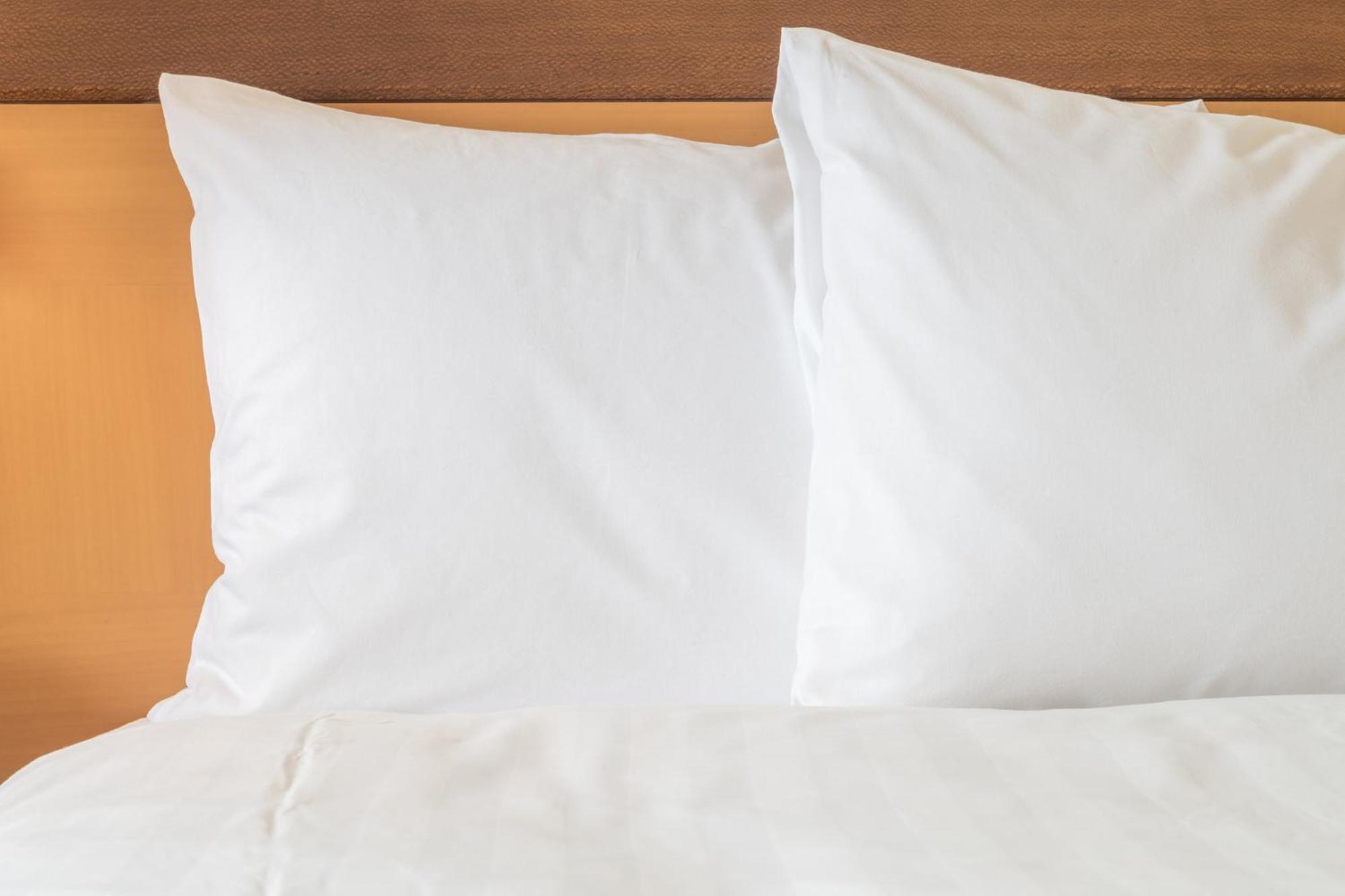 Montreal By Ihg Laval